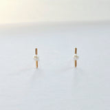 14K Petite Pearl w Bar Studs